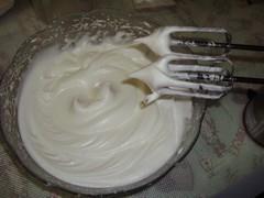 酸奶戚风蛋糕的做法步骤9