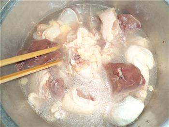爽滑香菇鸡肉粥的做法步骤3