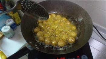 酱小土豆的做法步骤1