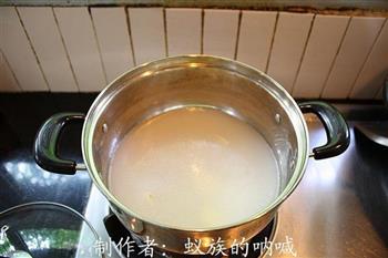 白瓜咸蛋汤的做法步骤4