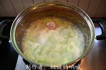 白瓜咸蛋汤的做法步骤6