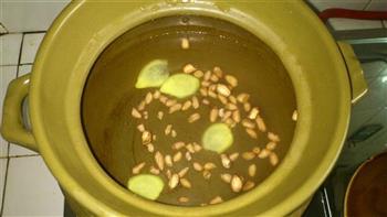 黄花菜枸杞排骨汤的做法图解8