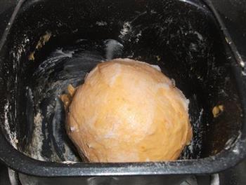 南瓜热狗面包的做法步骤1