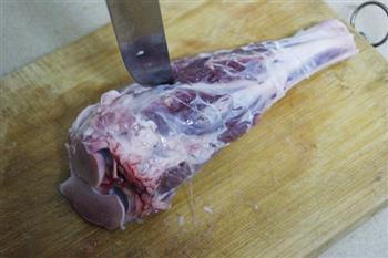 蓝莓酱烤澳洲羊腿的做法图解4