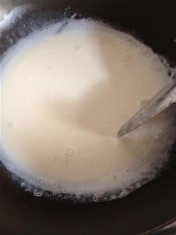 竹荪炒牛奶的做法步骤5