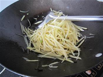 芹菜炒土豆丝的做法步骤5
