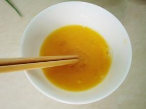 黄瓜鸡蛋汤的做法步骤1