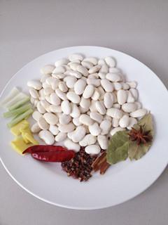 五香白芸豆的做法步骤1
