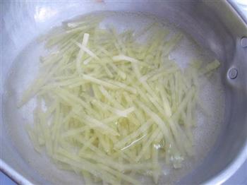 凉拌香辣土豆丝的做法步骤2