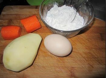 胡萝卜土豆鸡蛋煎饼的做法图解1