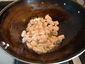 红烧肉焖饭的做法步骤2