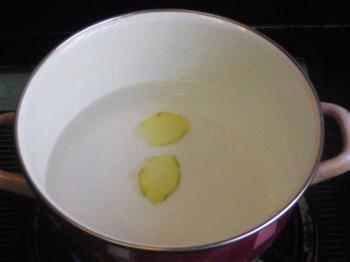 栀子花蛋汤的做法步骤3