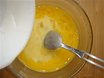 葛根鸡蛋玉米饼的做法步骤3