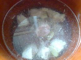 葫芦排骨汤的做法图解3