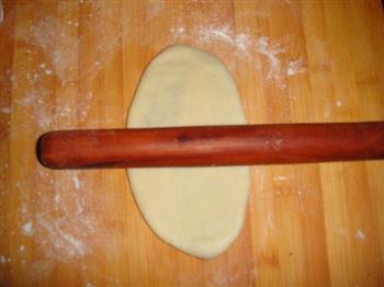 红豆沙卷面包的做法图解9