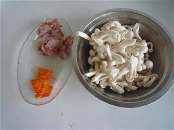腊肠白玉菇的做法步骤2