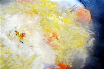 开胃酸辣鱼头汤的做法图解8