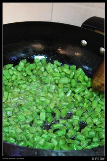 橄榄菜四季豆的做法步骤3