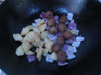 土豆烧肉丸的做法图解5