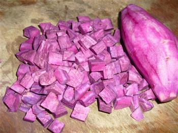 银耳紫薯粥的做法图解4