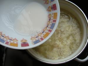 彩蔬鸡丝蛋花汤的做法步骤7
