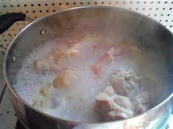 黄豆猪蹄煲的做法步骤3
