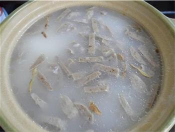 鲜虾牛筋丸砂锅粥的做法步骤7