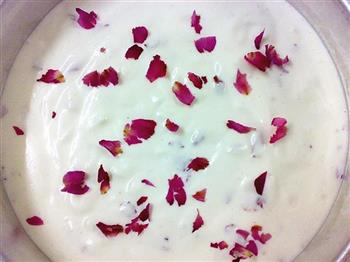 玫瑰酸奶蛋白糕的做法图解8