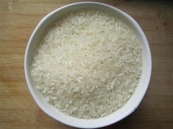五常稻花香米饭的做法步骤2