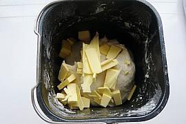 培根批萨草面包的做法步骤4