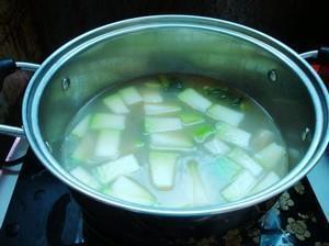 绿豆冬瓜保健汤的做法图解6