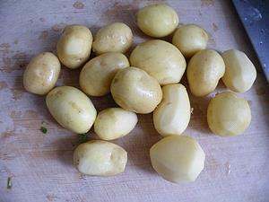 黑椒小土豆的做法步骤2