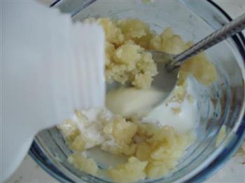 椒盐土豆泥的做法步骤3