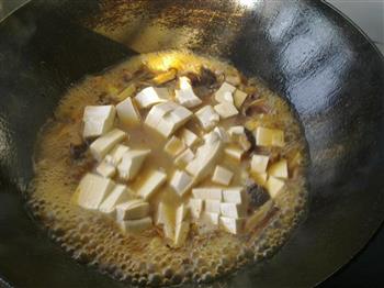 香菇炖豆腐的做法步骤4