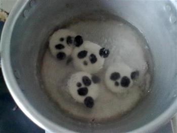 熊猫豆沙粥的做法图解4