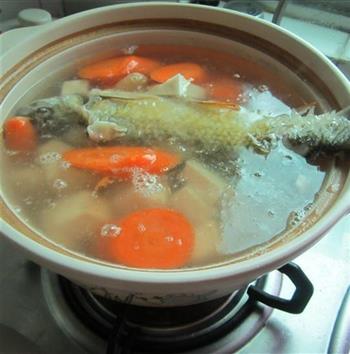 鲮鱼粉葛胡萝卜汤的做法图解5
