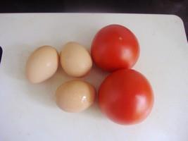番茄炒鸡蛋的做法图解1