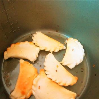 油煎糖饺的做法步骤8
