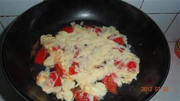 西红柿蛋汤的做法步骤5