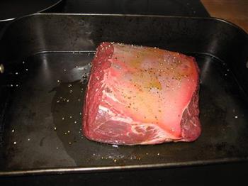 威灵顿烤牛肉的做法步骤1