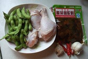 酸菜烧鸡的做法步骤1