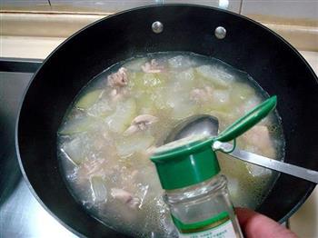 冬瓜兔肉汤的做法步骤4