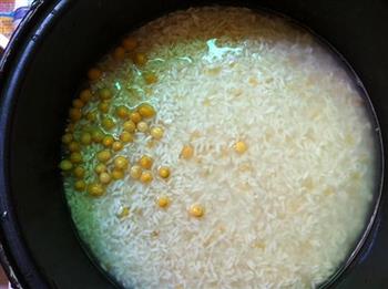 泰式香酥炒米的做法图解1