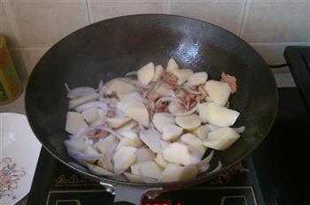 土豆烧牛肉的做法步骤2