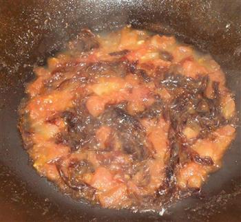 番茄鸡蛋紫菜汤的做法步骤4
