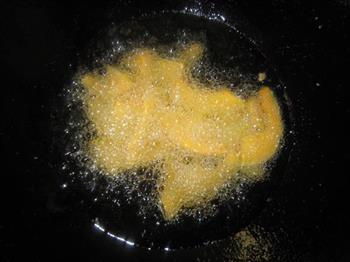 蛋黄焗南瓜的做法步骤3