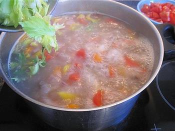 牛肉彩椒浓汤的做法图解10