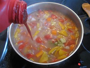 牛肉彩椒浓汤的做法步骤12