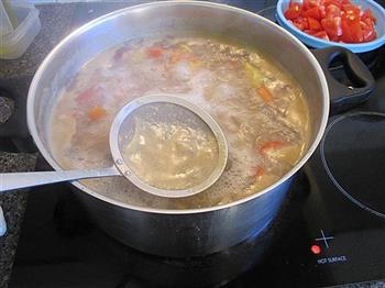 牛肉彩椒浓汤的做法步骤9