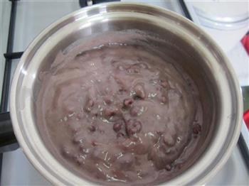 红豆牛奶冰棒的做法步骤7